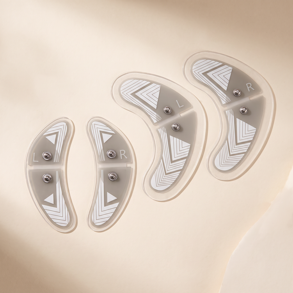 4 Paar Gel-Pads: 2 für unter den Augen, 2 für die Augenwinkel